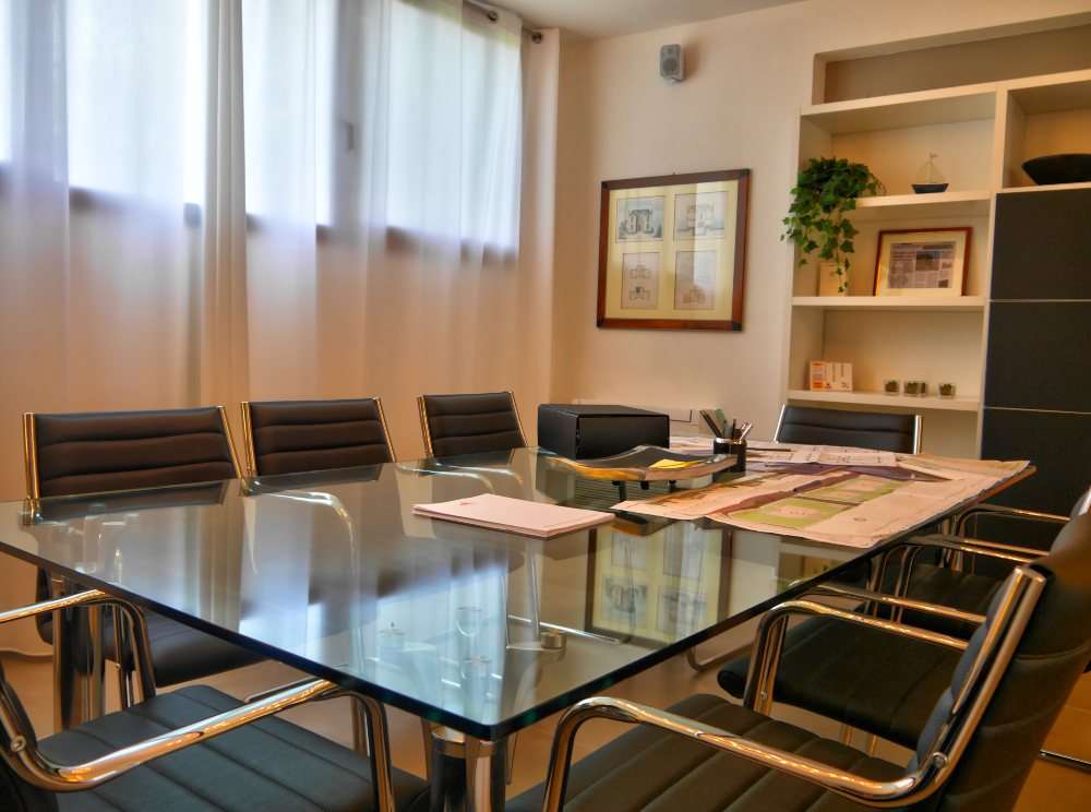 Fineuro uffici interni